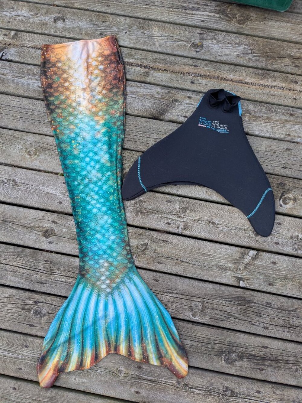 Fin Fun - Mermaid Tails for Swimming for Women, teal and gold size small